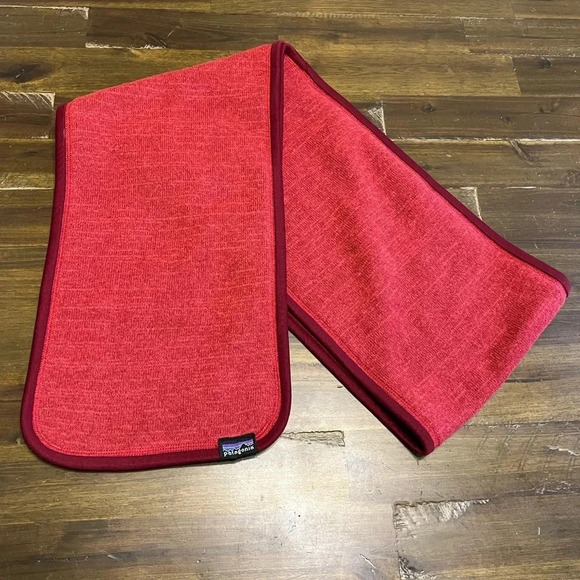 Patagonia Fleece Scarf - Picture 3 of 5